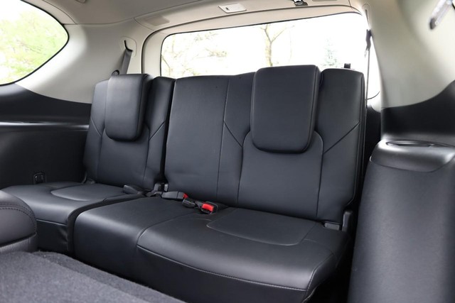 Nissan Armada Vehicle Image 29