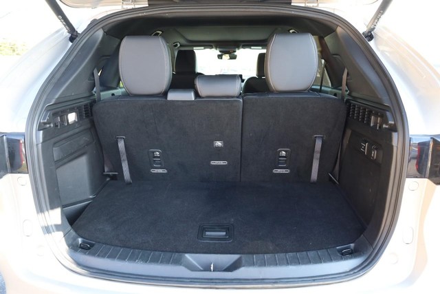 Mazda CX-90 Vehicle Image 07