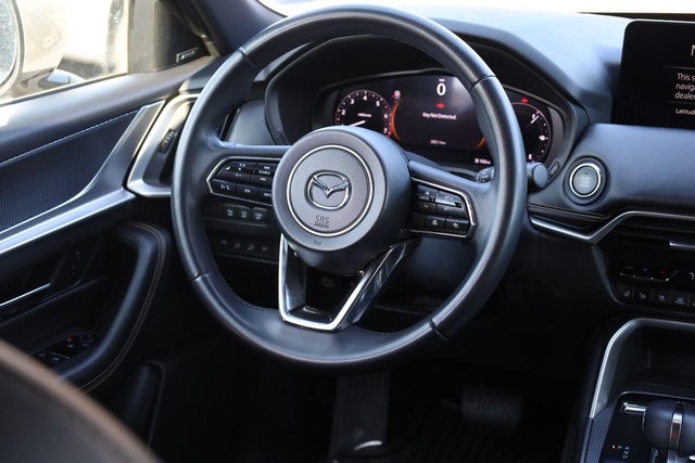 Mazda CX-90 Vehicle Image 28