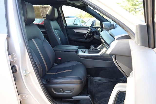 Mazda CX-90 Vehicle Image 30