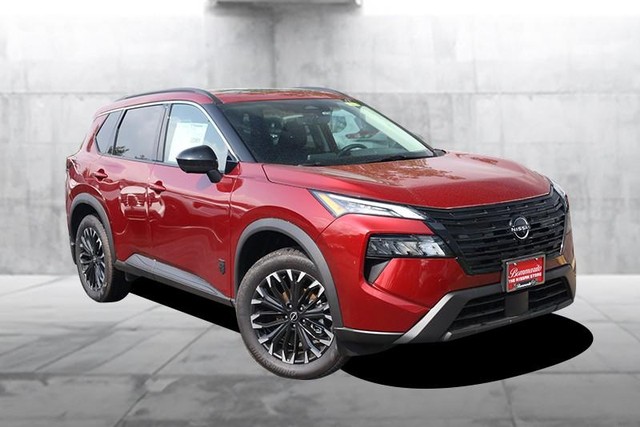 Nissan Rogue Vehicle Image 02