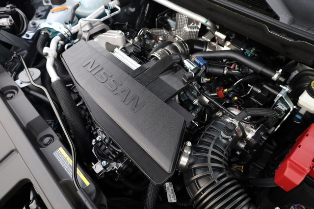 Nissan Rogue Vehicle Image 25