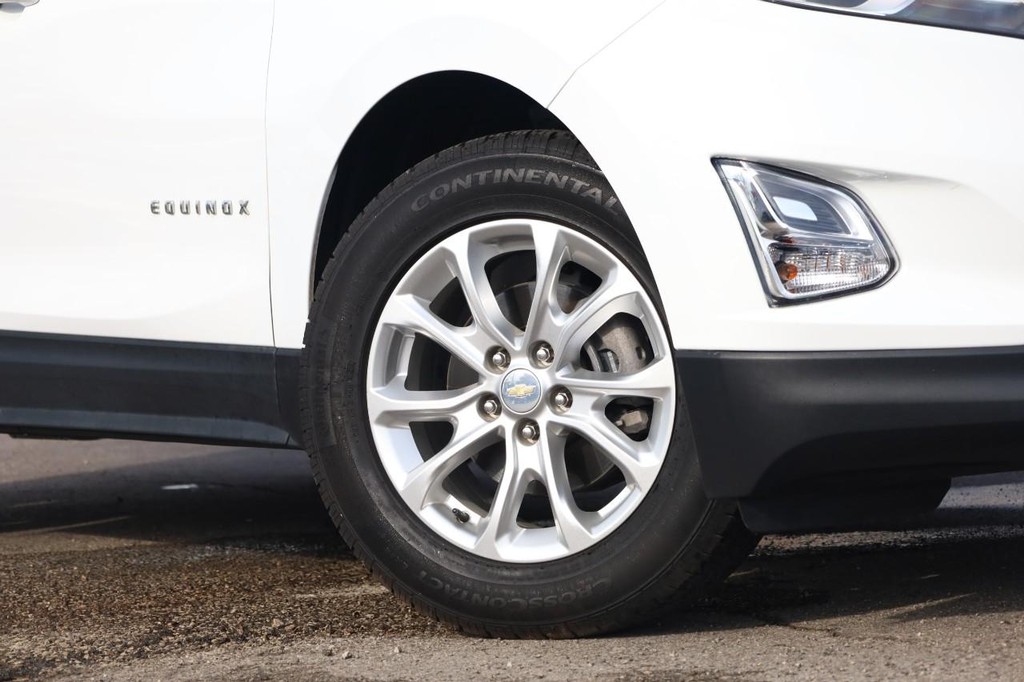 Chevrolet Equinox Vehicle Full-screen Gallery Image 03