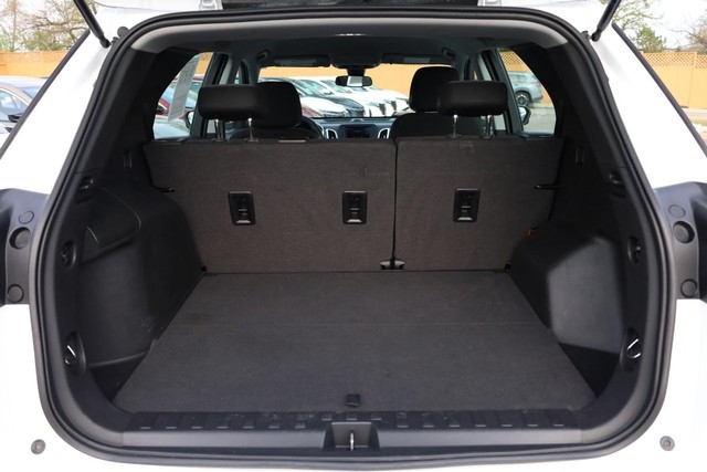 Chevrolet Equinox Vehicle Image 07