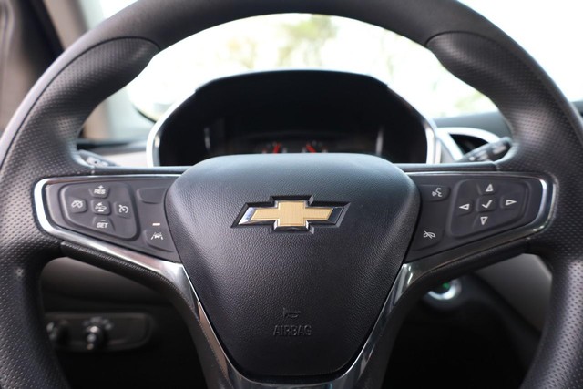 Chevrolet Equinox Vehicle Image 09