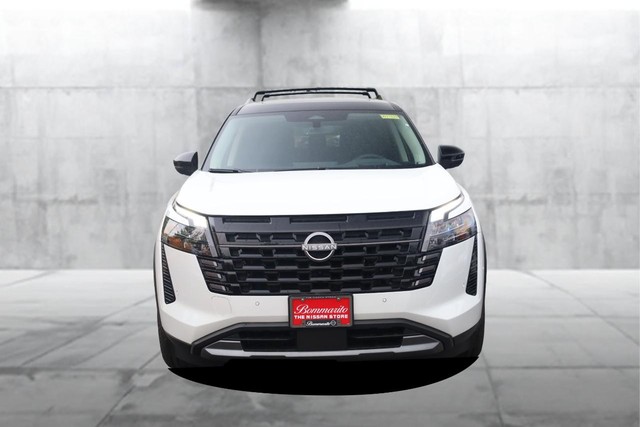 Nissan Pathfinder Vehicle Image 04