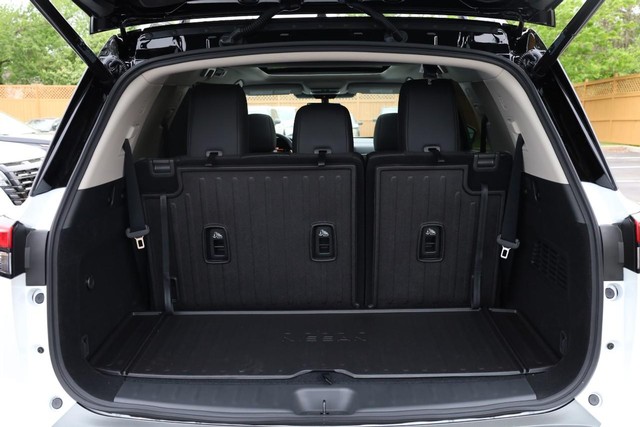 Nissan Pathfinder Vehicle Image 07