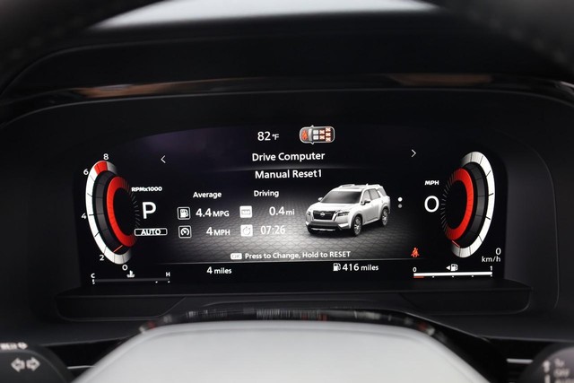 Nissan Pathfinder Vehicle Image 13