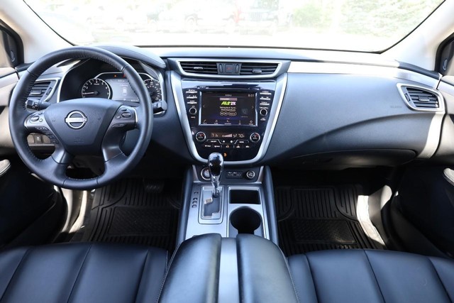Nissan Murano Vehicle Image 22