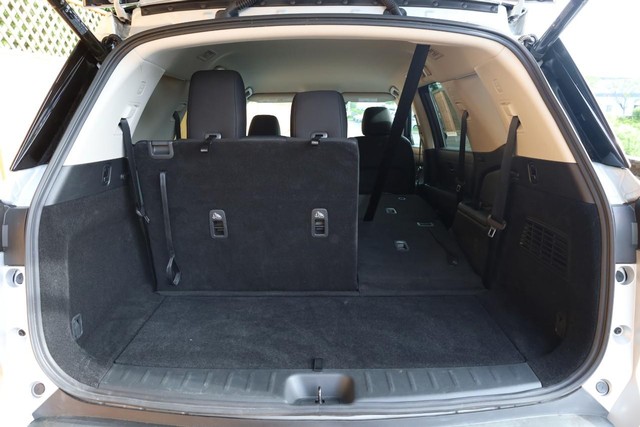 Nissan Pathfinder Vehicle Image 08
