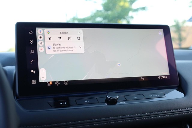 Nissan Rogue Vehicle Image 14