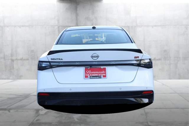 Nissan Sentra Vehicle Image 06