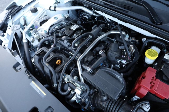 Nissan Sentra Vehicle Image 27