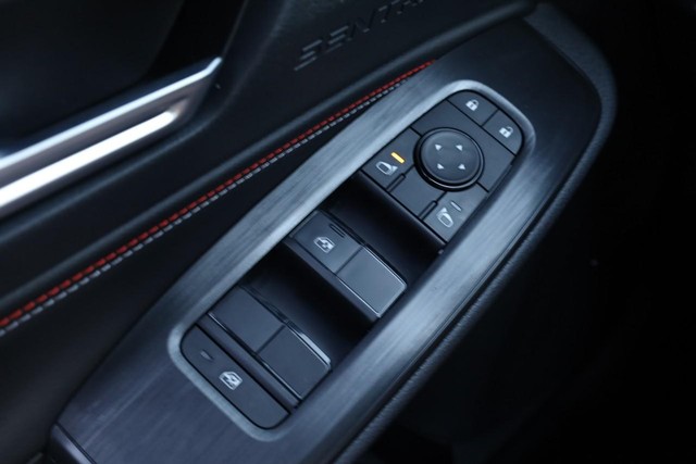 Nissan Sentra Vehicle Image 19