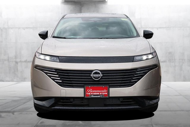 Nissan Murano Vehicle Full-screen Gallery Image 4