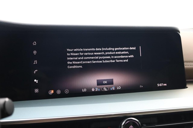 Nissan Murano Vehicle Full-screen Gallery Image 13