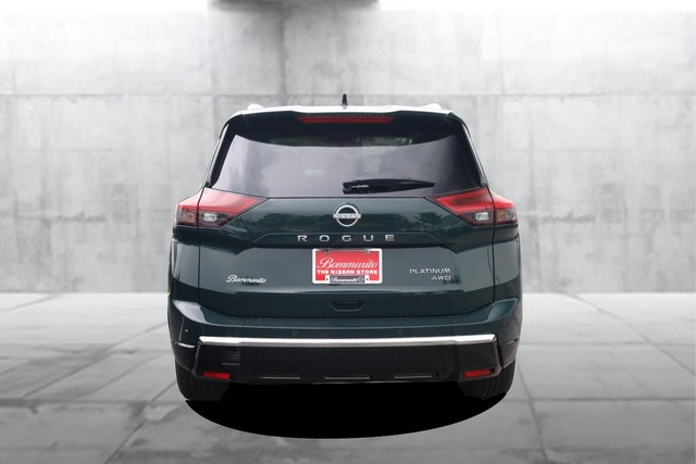 Nissan Rogue Vehicle Image 06