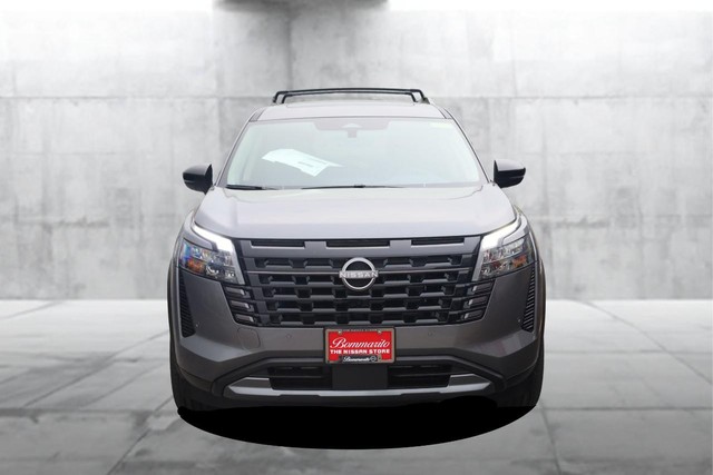 Nissan Pathfinder Vehicle Image 04
