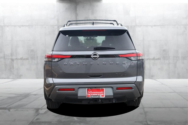 Nissan Pathfinder Vehicle Image 06