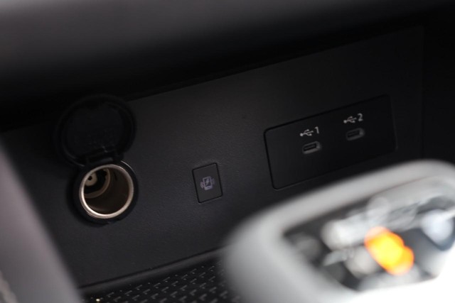 Nissan Pathfinder Vehicle Image 19
