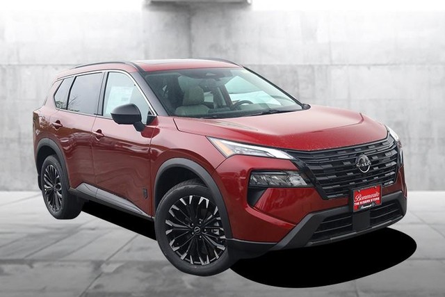 Nissan Rogue Vehicle Image 02