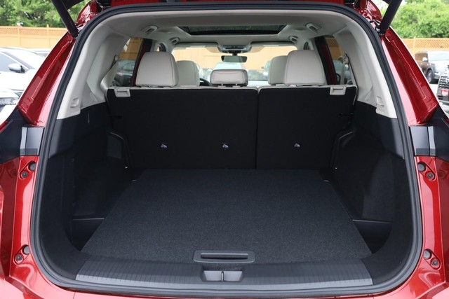 Nissan Rogue Vehicle Image 07