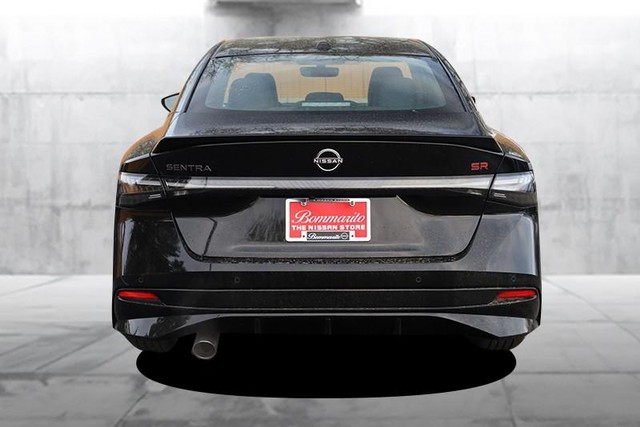 Nissan Sentra Vehicle Image 06