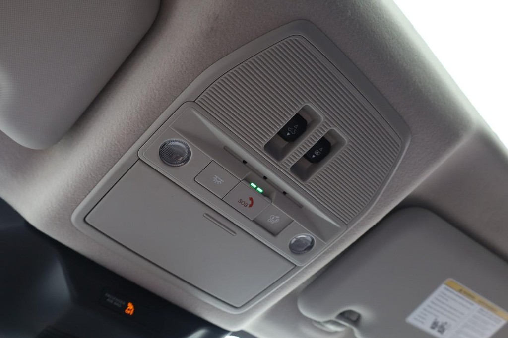 Nissan Kicks Vehicle Image 20