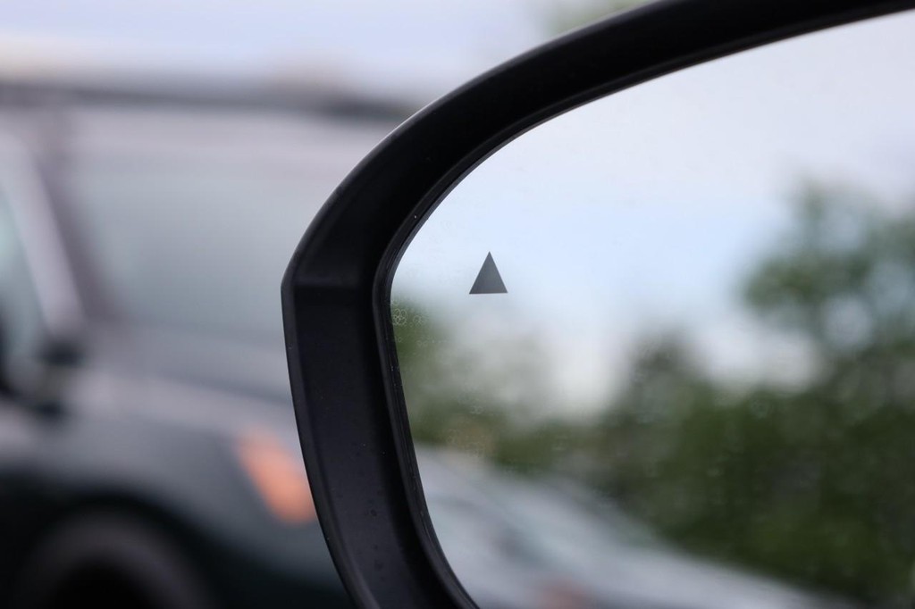 Nissan Kicks Vehicle Image 23