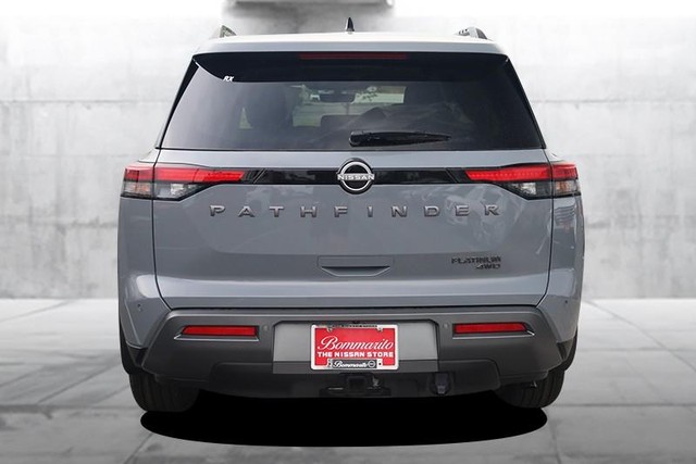 Nissan Pathfinder Vehicle Image 06