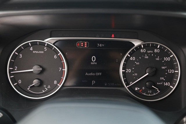 Nissan Rogue Vehicle Image 12