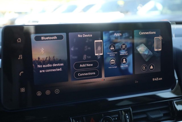 Nissan Pathfinder Vehicle Image 14