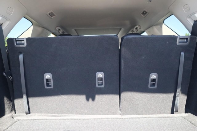 Nissan Pathfinder Vehicle Image 24