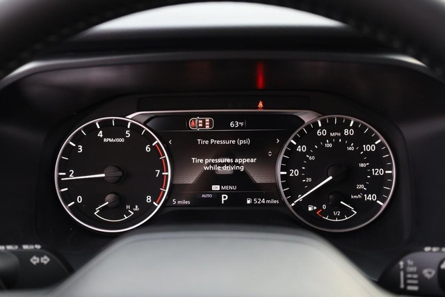 Nissan Rogue Vehicle Image 12