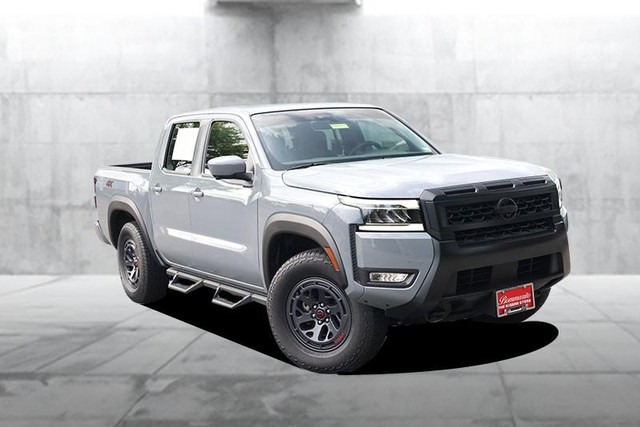 Nissan Frontier Vehicle Image 02