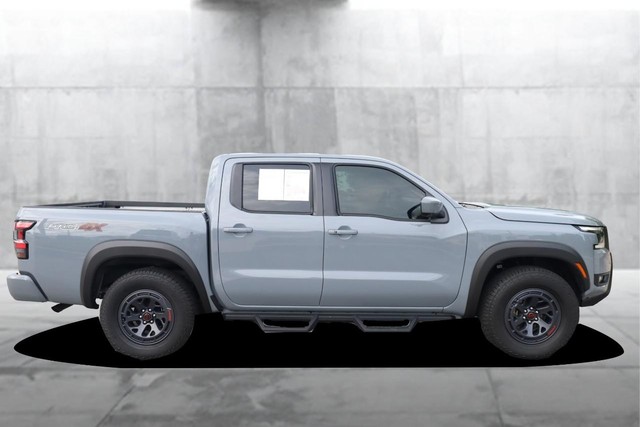 Nissan Frontier Vehicle Image 03