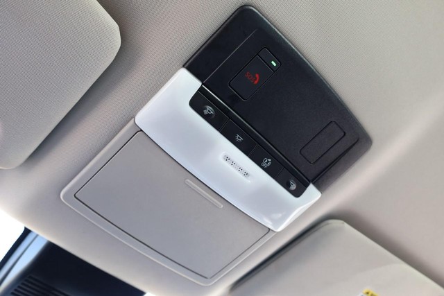 Nissan Altima Vehicle Image 16