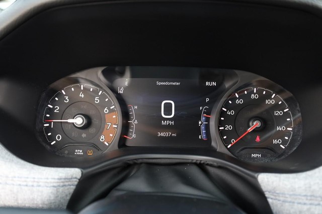 Jeep Compass Vehicle Image 12