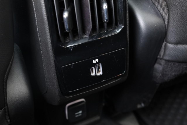 Jeep Compass Vehicle Image 23