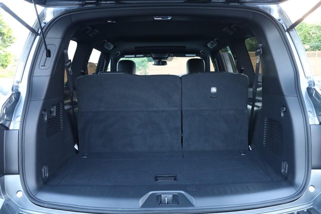 Nissan Armada Vehicle Image 07