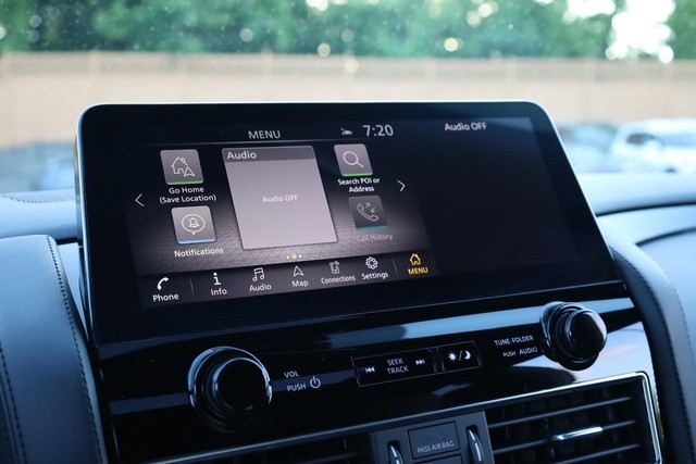 Nissan Armada Vehicle Image 12