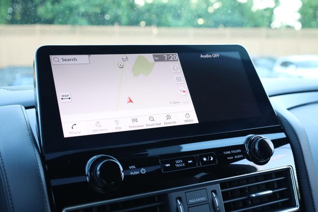 Nissan Armada Vehicle Image 13