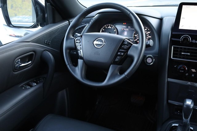 Nissan Armada Vehicle Image 26