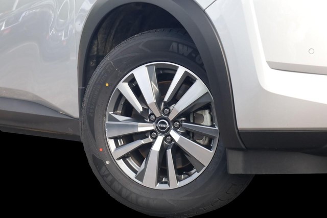 Nissan Pathfinder Vehicle Image 03