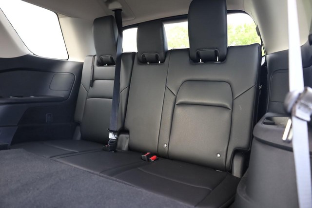 Nissan Pathfinder Vehicle Image 25
