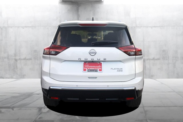 Nissan Rogue Vehicle Image 06