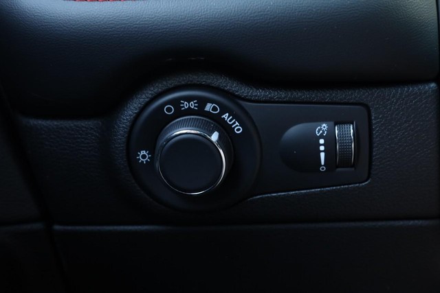 Dodge Durango Vehicle Full-screen Gallery Image 23