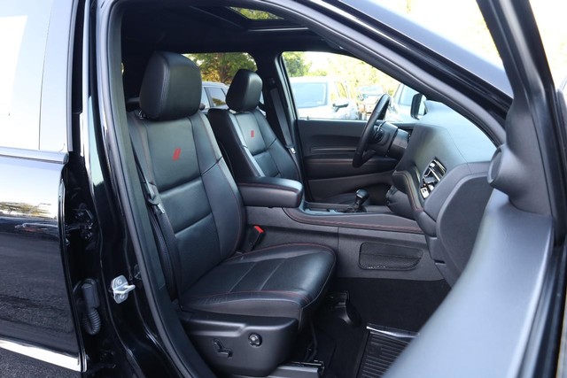 Dodge Durango Vehicle Full-screen Gallery Image 31