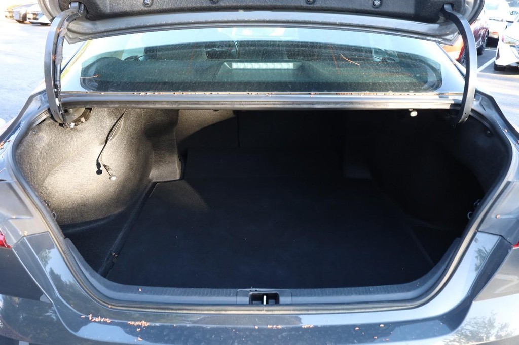 Toyota Camry Vehicle Image 07