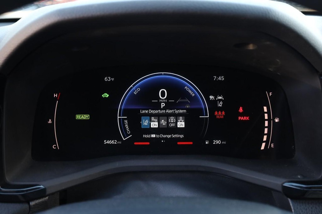 Toyota Camry Vehicle Image 10